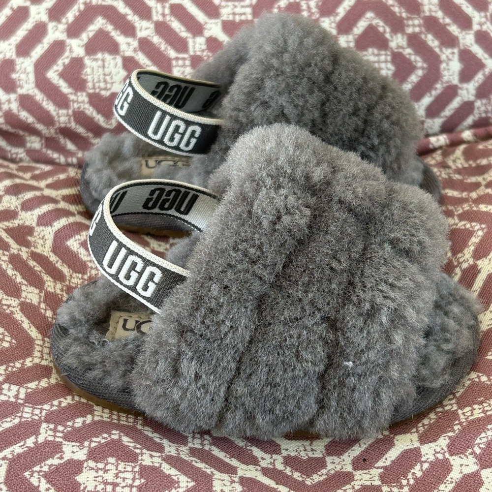 UGG Slippers Infants Size Grey Fluffy with Elastic back